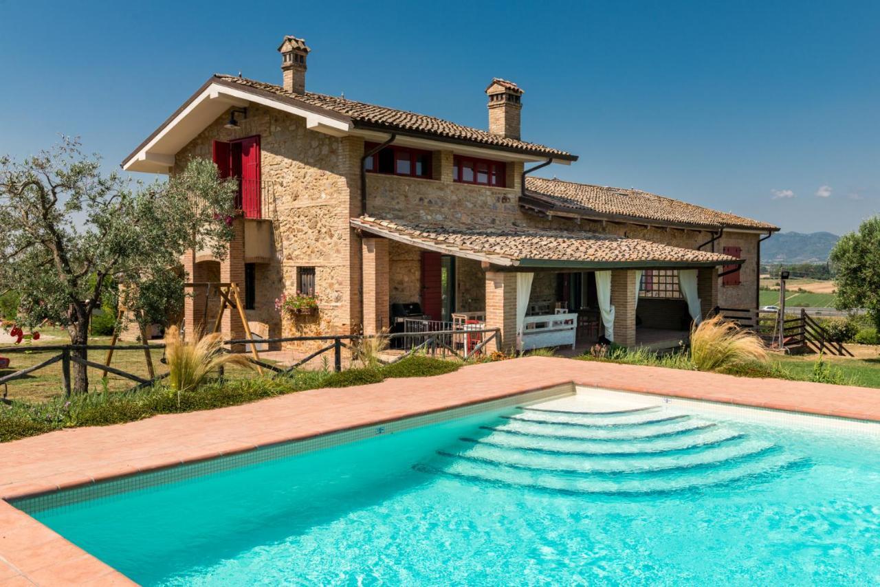 Il Barbagianni Bed & Breakfast Montepescali Екстериор снимка