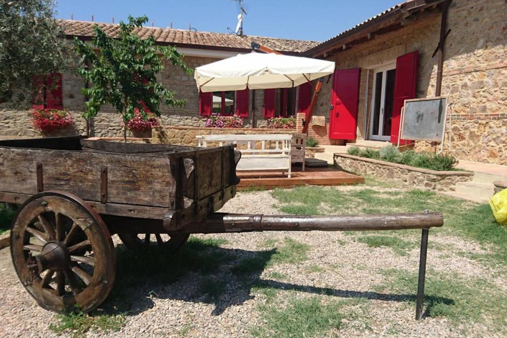 Il Barbagianni Bed & Breakfast Montepescali Екстериор снимка