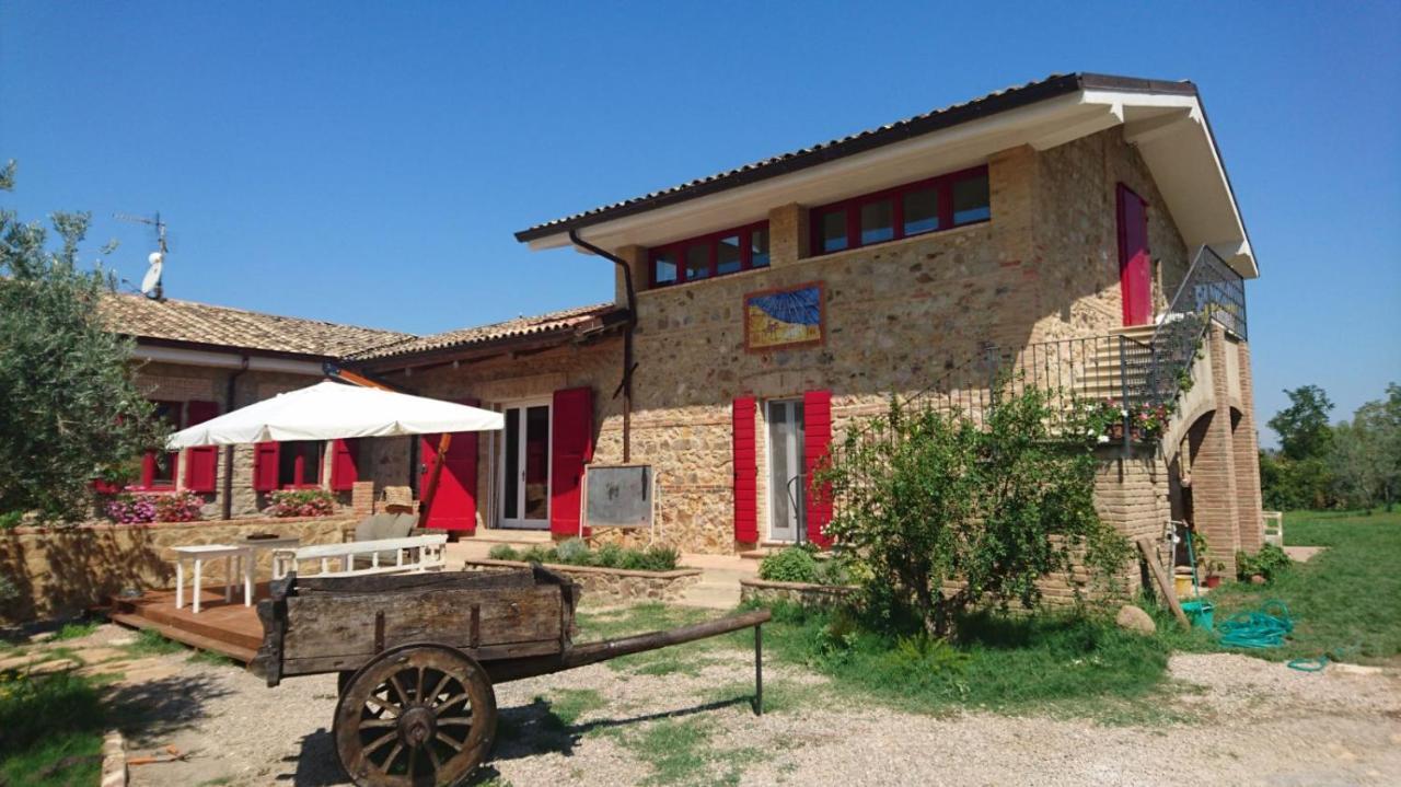Il Barbagianni Bed & Breakfast Montepescali Екстериор снимка