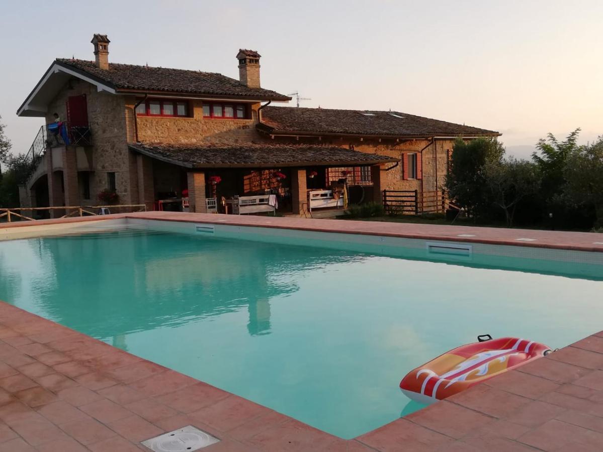 Il Barbagianni Bed & Breakfast Montepescali Екстериор снимка